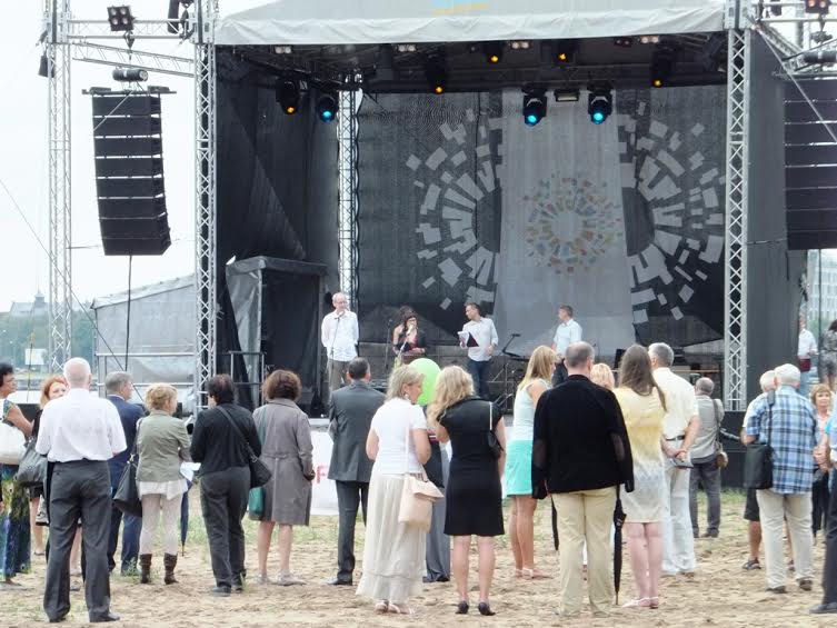 Tel Avivo paplūdimio festivalis Rygoje