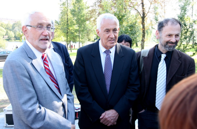 Chaimo Frenkelio proanūkiai Šiaulius pavadino savo šeimos namais