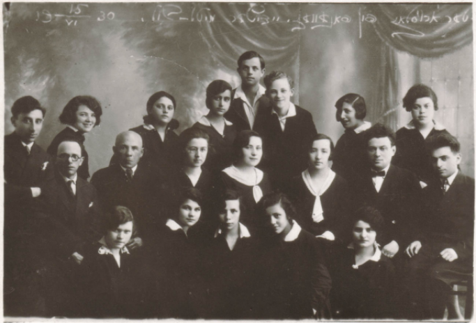 90 metų, kai Panevėžyje įkurta (1925) žydų vidurinė mokykla