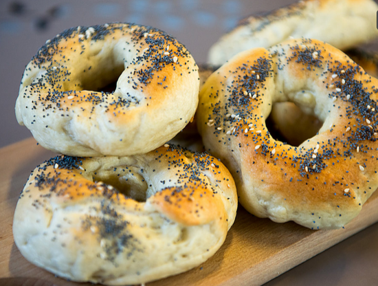 Legendiniai žydų riestainiai į Lietuvą sugrįžo po daugelio metų