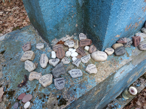 Bus sutvarkytos žydų genocido vietos Žemaičių Naumiestyje, Vainute ir Švėkšnoje