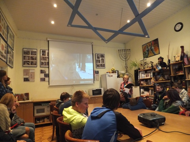 Seminaras apie Holokaustą Jaunimo mokyklos moksleiviams ir mokytojams