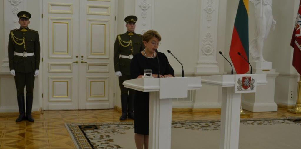 LŽB pirmininkės Fainos Kukliansky kalba Prezidentūroje Gelbėtojų apdovanojimo ceremonijoje