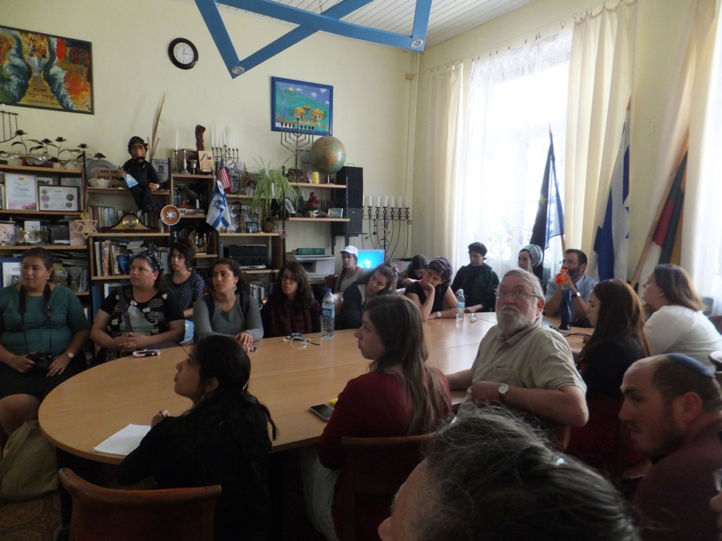Panevėžio žydų bendruomenėje lankosi svečiai iš Izraelio