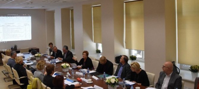 Išrinkti 2016 m. Premijos už geriausią baigiamąjį mokslo darbą tautinių mažumų tematika laimėtojai Išrinkti 2016 m. Premijos už geriausią baigiamąjį mokslo darbą tautinių mažumų tematika laimėtojai