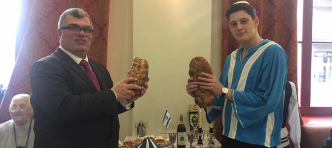 Klaipėdos žydų bendruomenė dalyvauja pasauliniame žydų chalos kepimo projekte