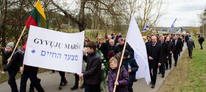 Gyvųjų maršo dalyviai: svarbu prisiminti ir kolaborantus, ir žydų gelbėtojus