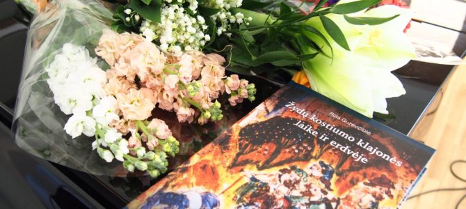 Rūtos Guzevičiūtės knygos “Žydų kostiumo klajonės laike ir erdvėje” pristatymas LŽB