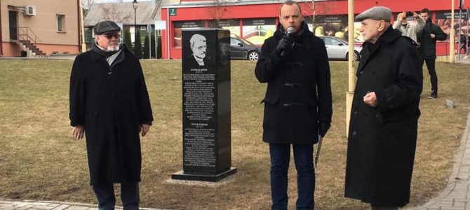 В Кельме открыт памятник Ицхокасу Мерасу