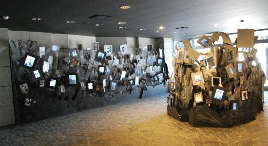 Уникальный музей Холокоста открылся в Македонии Уникальный музей Холокоста открылся в Македонии