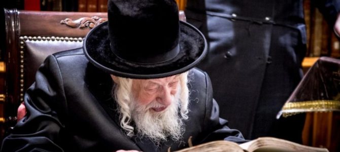 Ушел из жизни Скуленский ребе Исрул-Аврум Португал