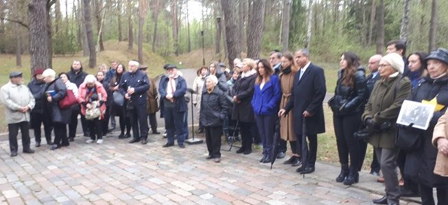 Holocaust Victims Commemorated at Ponar