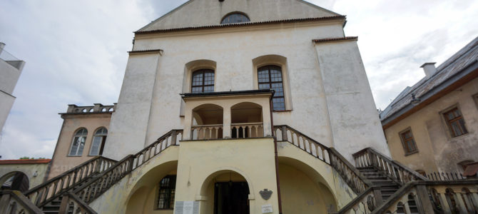 Глава Совета раввинов Европы призвал открыть для верующих синагогу Кракова