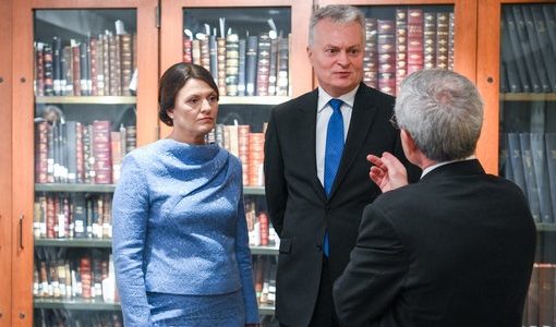 Prezidentas ir pirmoji ponia lankėsi Niujorko Žydų kultūros tyrimų institute