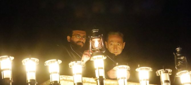 Kaunas Jewish Community Lights Public Menorah with Rabbi