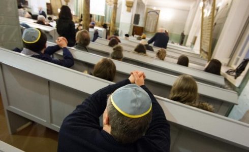 „Klausk „BERNARDINŲ“: ar redakcija išlieka nepriklausoma, rašydama apie žydų Lietuvoje istoriją?