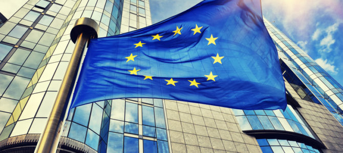 Еврокомиссия и ЮНЕСКО борются с антисемитскими теориями в Интернете Еврокомиссия и ЮНЕСКО борются с антисемитскими теориями в Интернете