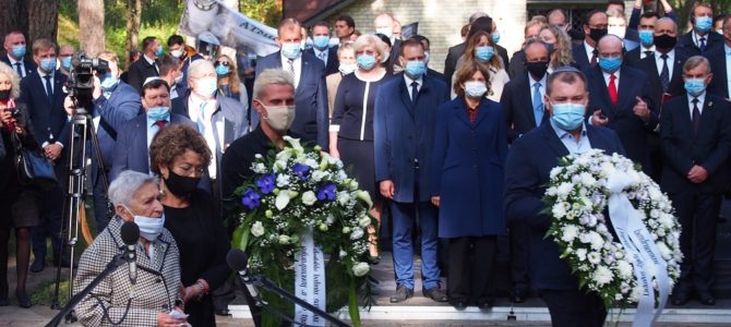 Liudydami Holokausto aukų atminimą, bendromis pastangomis užtikrinkime, kad Panerių tragedija nepasikartotų ar neįgautų naujų klastingų neapykantos formų