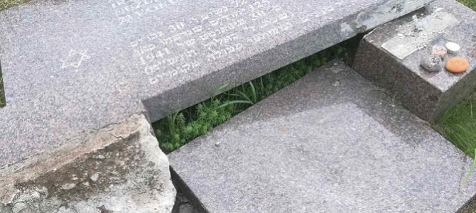 Jewish Mass Grave Monument Vandalized in Kaunas