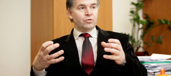 MP Responsible for Recent Holocaust Scandal Dogged by Earlier Remarks about Humane Gas Chambers