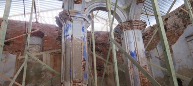 Protecting the Summer Synagogue in Kalvarija from Rain and Snow