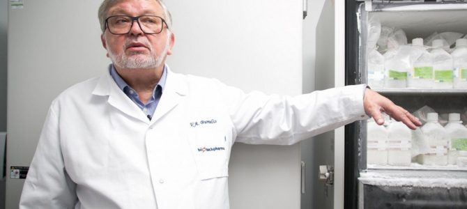 Bumelis pristatė vakcinų gamybos planą: Lietuva kuria, latviai pilsto į buteliukus  