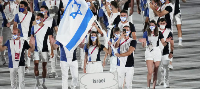 На открытии Олимпиады в Токио почтили память израильских спортсменов
