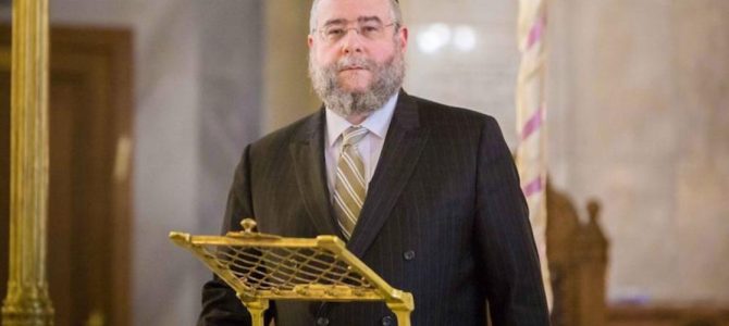 Глава Совета раввинов Европы поздравил еврейские общины мира с Рош ха-Шана