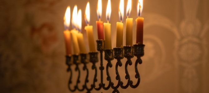 Lithuanian Prime Minister Sends Hanukkah Greetings to Jews around the World