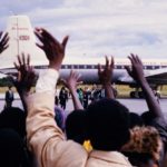 anyconv-com-grizimas-2-zuko-pasitikimas-zambijoje-1964-aisiais-cynthia-zukas-1080x