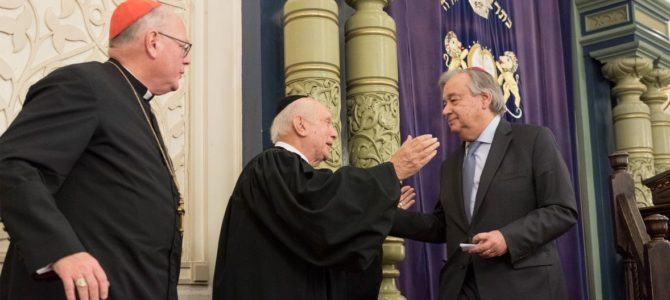 Генеральный секретарь ООН осудил возрождение антисемитизма и призвал людей во всем мире противостоять ненависти и ксенофобии