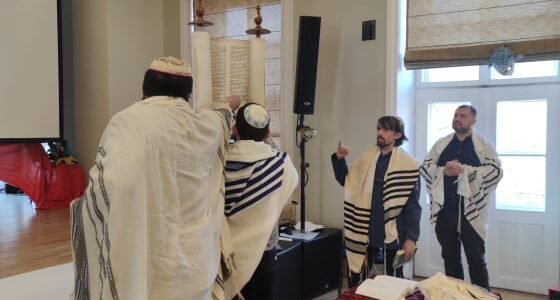 Утренняя молитва Шахарит в ЕОЛ и 100-летие Дж. Каплан