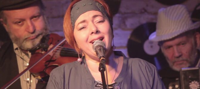 Певица Алина Ивах: «Евреи должны возродить идиш!»