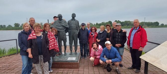 Kaunas Jewish Community Members Tour Western Lithuania