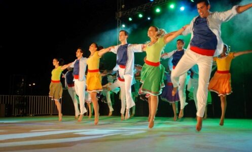 Приглашаем на занятия по израильскому танцу