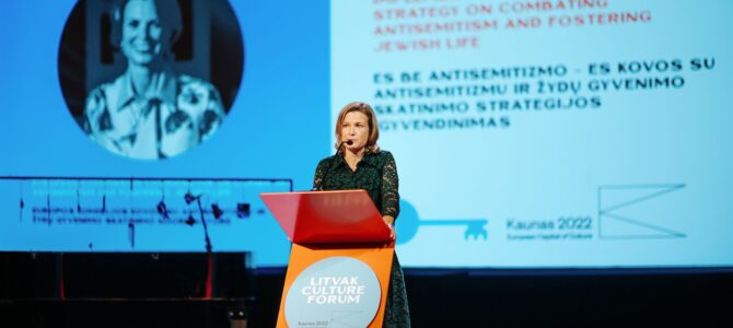 Lietuvoje vieši Europos Komisijos kovos su antisemitizmu ir žydų gyvenimo puoselėjimo koordinatorė Katharina Schnurbein