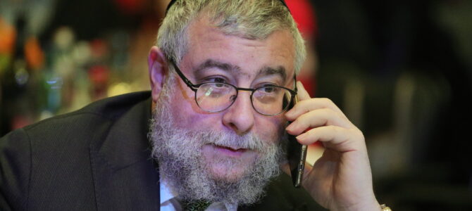 Российские власти внесли президента Конференции европейских раввинов в список «иностранных агентов»