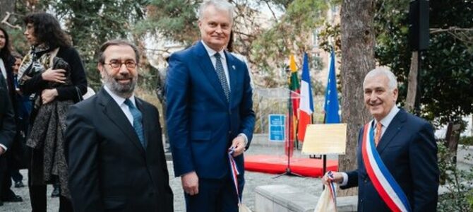 Lithuanian President Unveils Renewed Plaque Commemorating Jacques Lipchitz in Paris