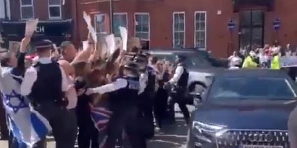 London Jews Heckle PM