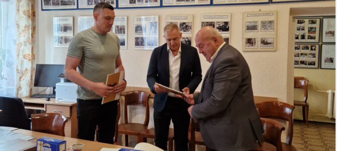 Basketball Club Director and Vice-President Visit Panevėžys Jewish Community