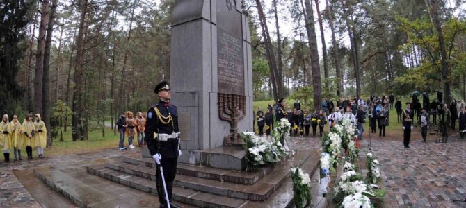 Lietuvos žydų genocido dienos minėjimas Paneriuose. SVARBI INFORMACIJA