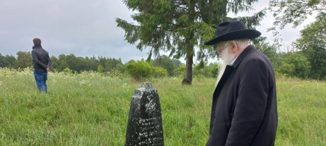 Rosh Hashanah Greetings from Rebbe Herschel Gluck Rosh Hashanah Greetings from Rebbe Herschel Gluck