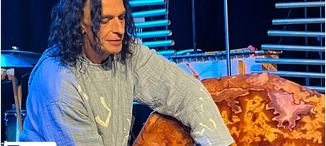 Muzikinis spektaklis „Šunų prižiūrėtojas“ iš Izraelio